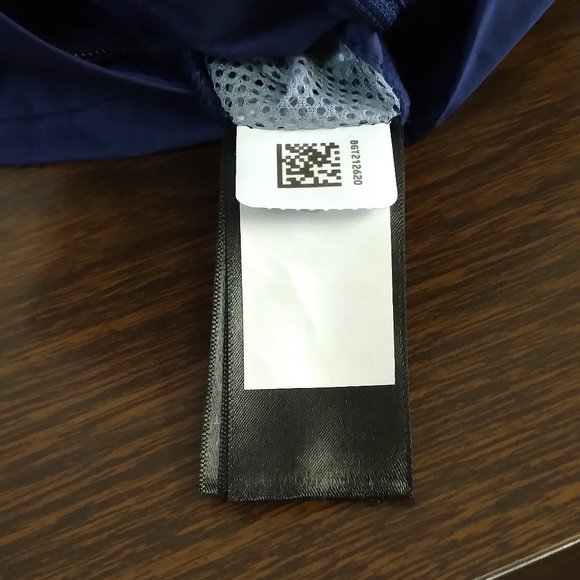 🆕The North Face Women's Venture Rain Jacket, Small - TNF Navy, NEW, Authentic - Picture 5 of 5